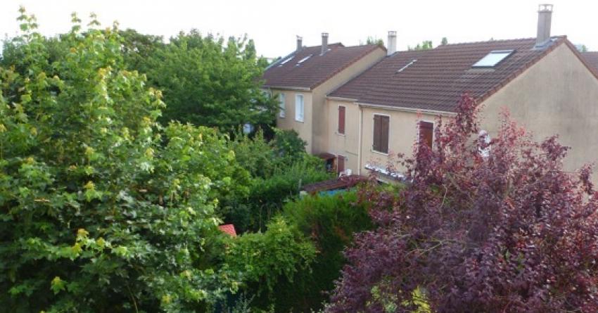 Vue de deux chambres appartement à louer 3 chambres Plaisir garage